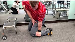 Effective Stretching Routines for Reducing Knee Tension