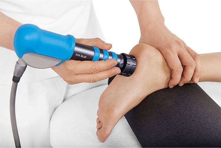 How Podiatrists Help Treat Plantar Fasciitis